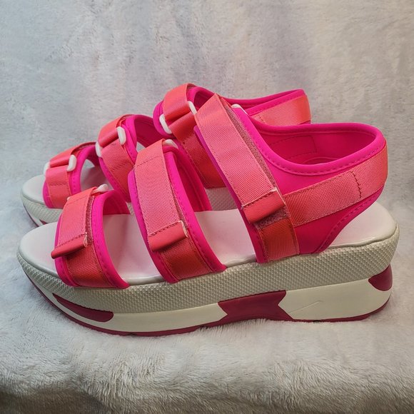 Fuchsia Summer Sneakers Harness Sandals Sizes 7.5 & 9 - Picture 3 of 7